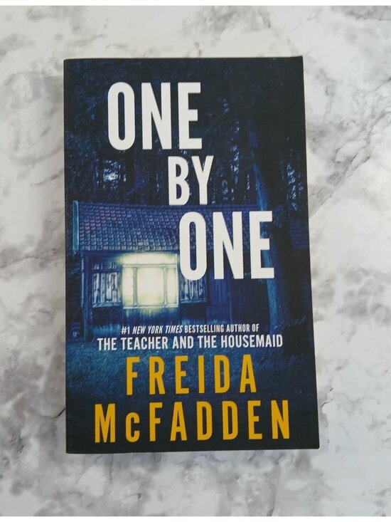 Other - One by One – Freida McFadden | Psychological Thriller Paperback VG Condition